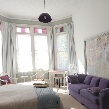 Quirky Villa Homestay Уангануй Екстериор снимка
